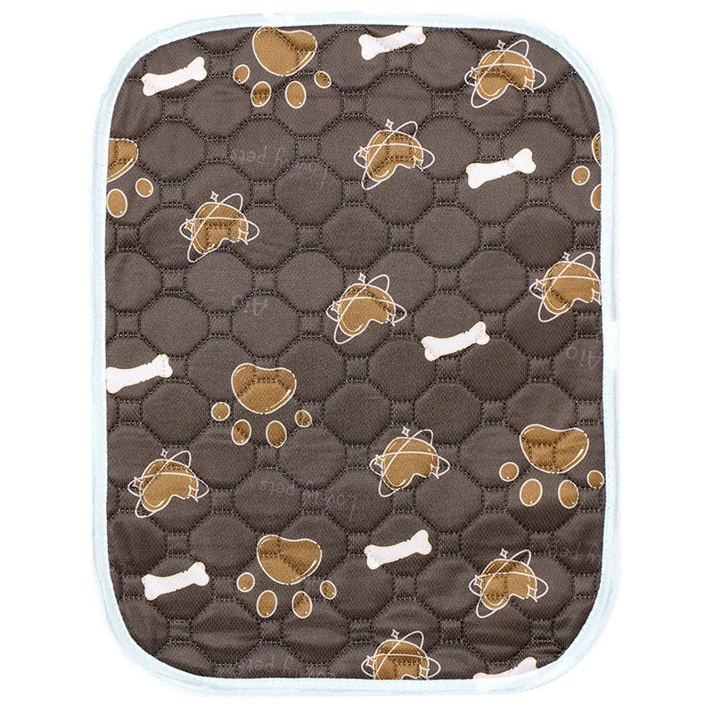 1pcs Cute Waterproof Pet Pee Pad Washable Puppy Training Pad Mat Reusable Anti-Slip Pee Pad Blanket Absorbent Diaper for Dog Cat